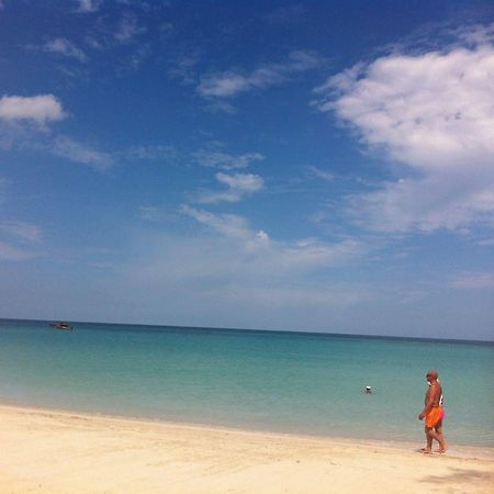 Roots Bamboo Beach Resort Negril Exterior foto